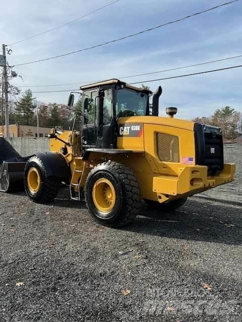 CAT 938K Kolesni nakladalci