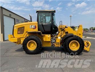 CAT 938M Kolesni nakladalci