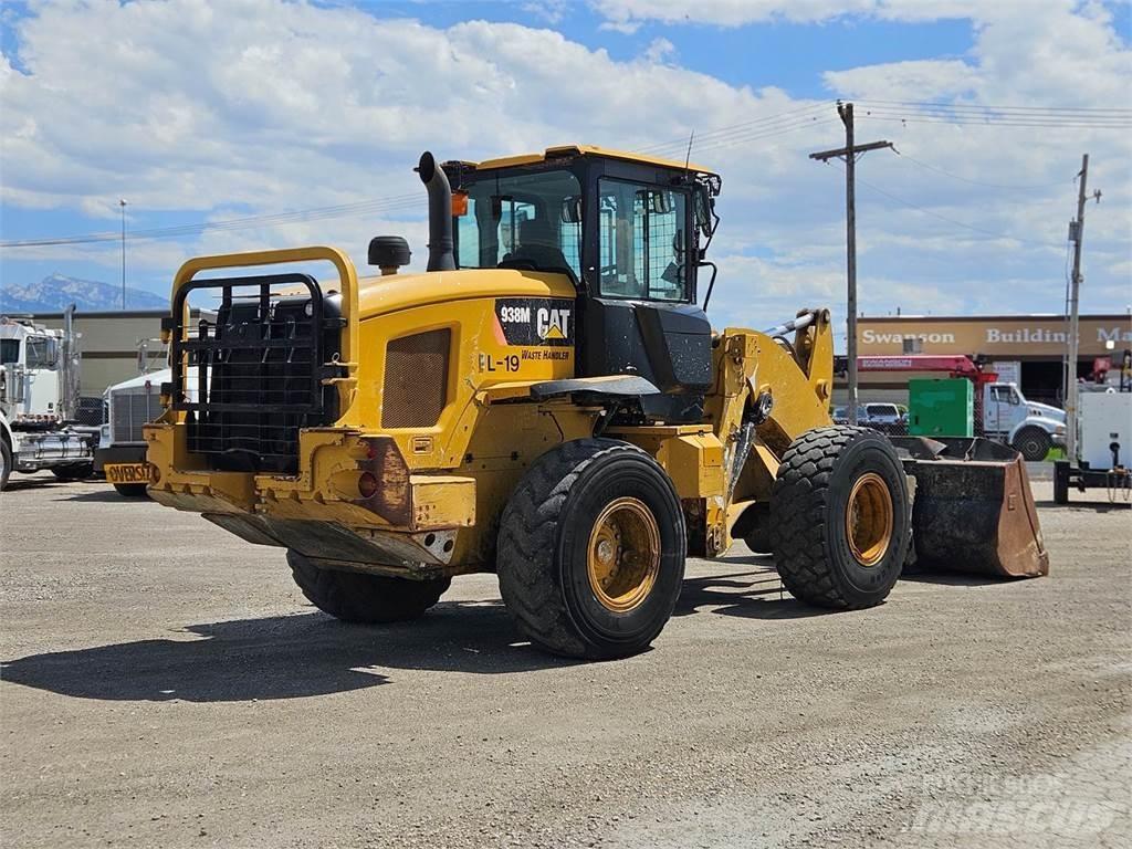 CAT 938M Kolesni nakladalci