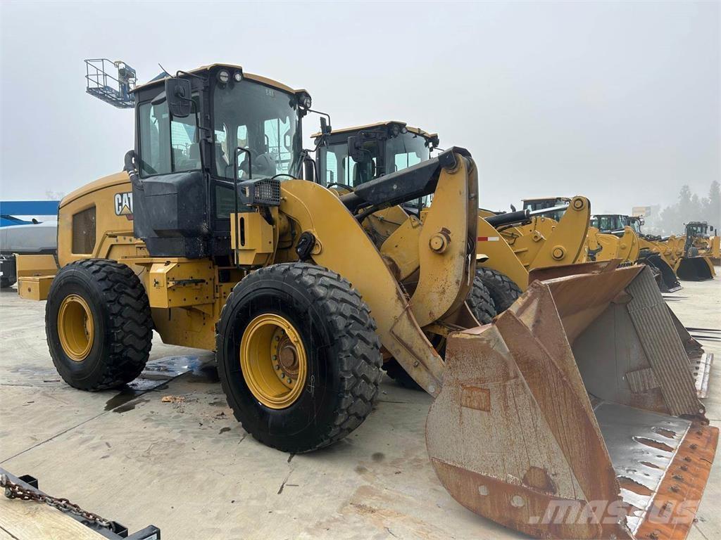 CAT 938M Kolesni nakladalci