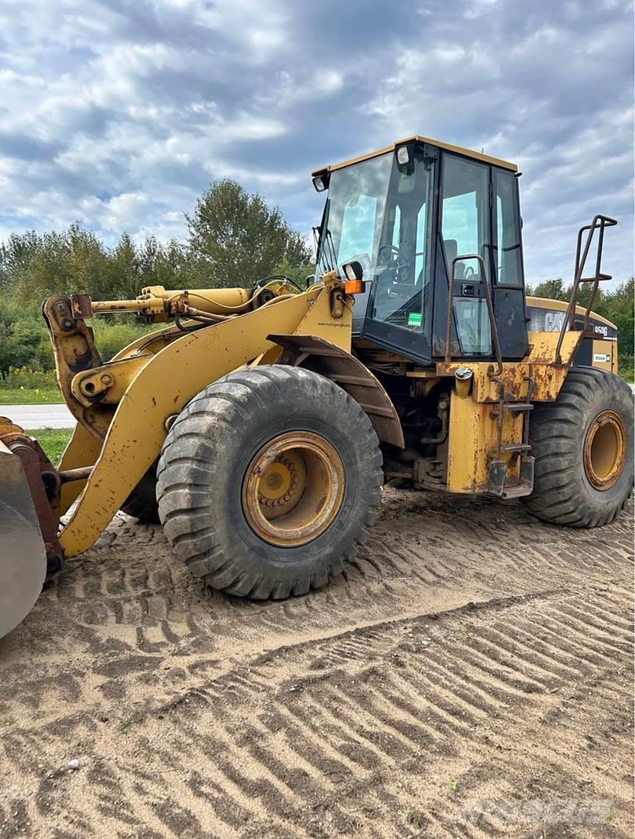 CAT 950 Kolesni nakladalci