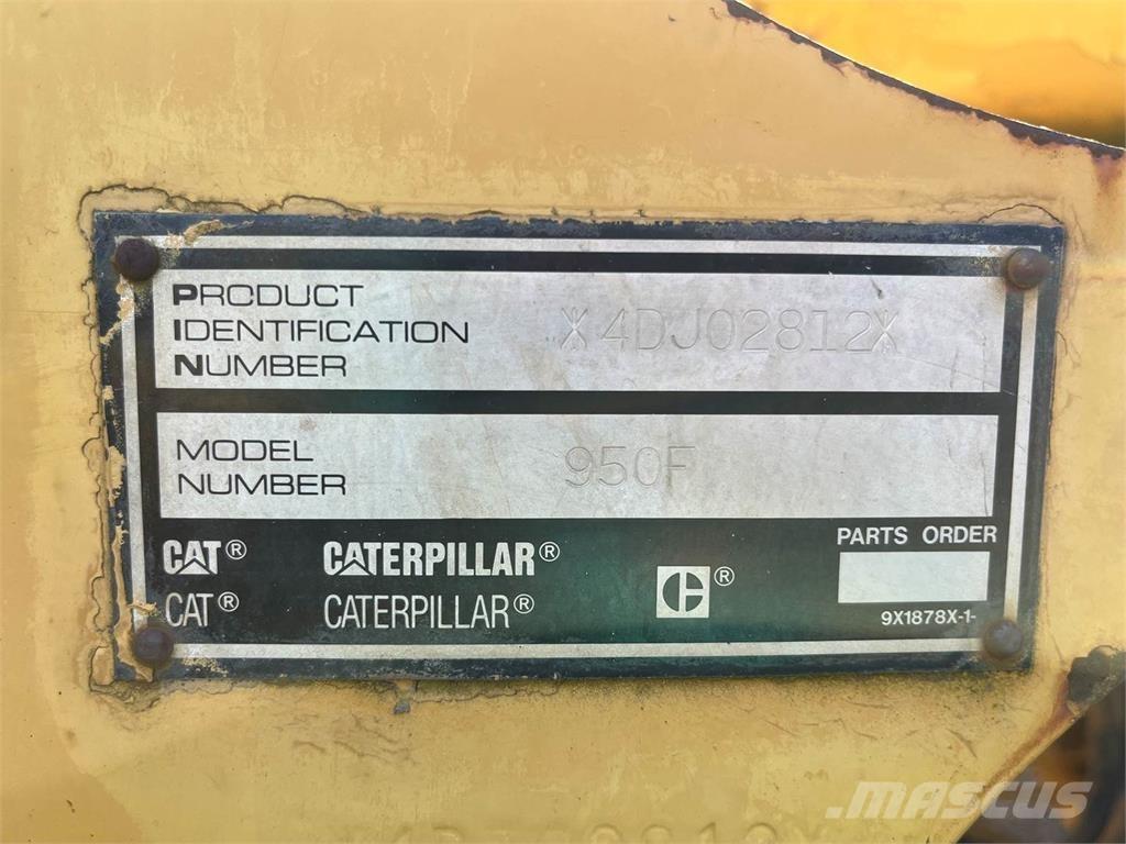 CAT 950F Kolesni nakladalci
