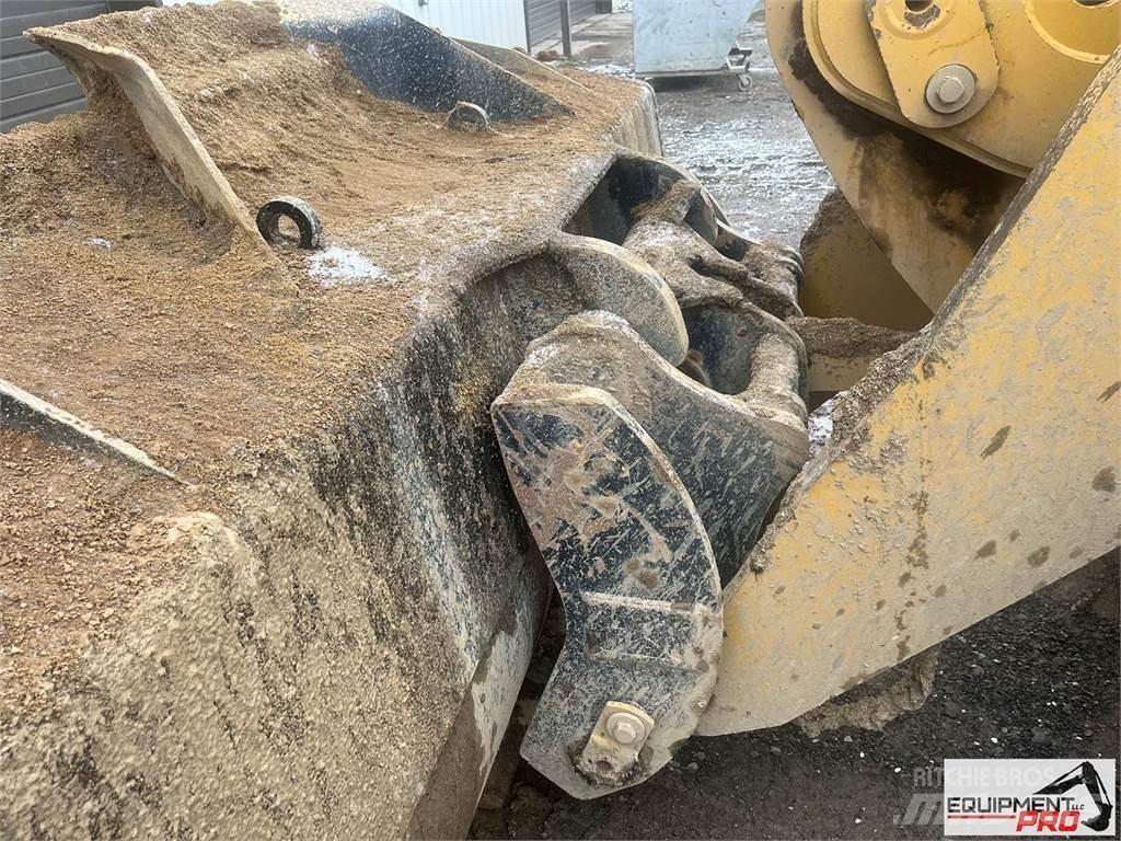 CAT 950GC Kolesni nakladalci