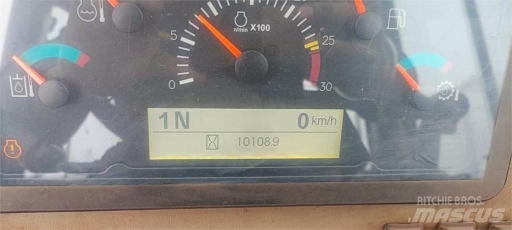 CAT 950GC Kolesni nakladalci