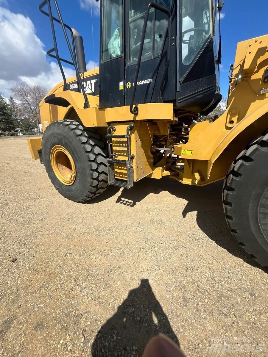 CAT 950H Kolesni nakladalci