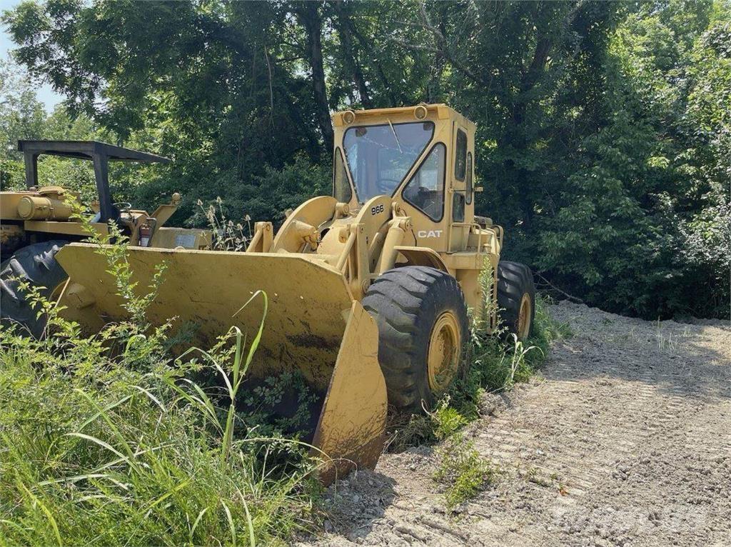 CAT 966 Kolesni nakladalci