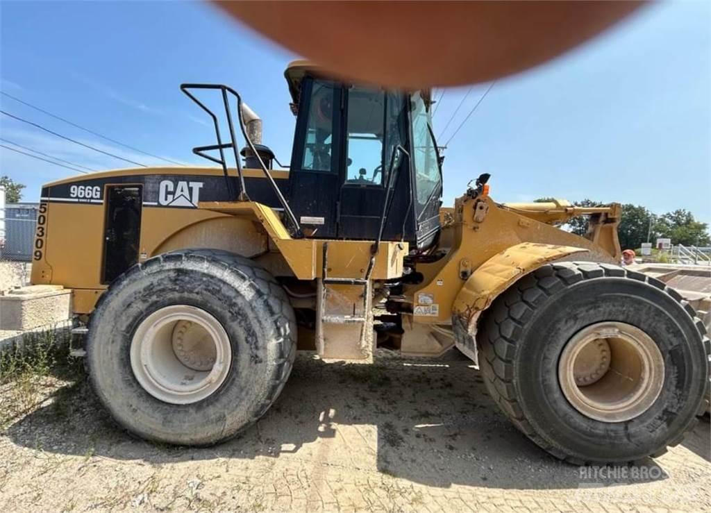 CAT 966G Kolesni nakladalci