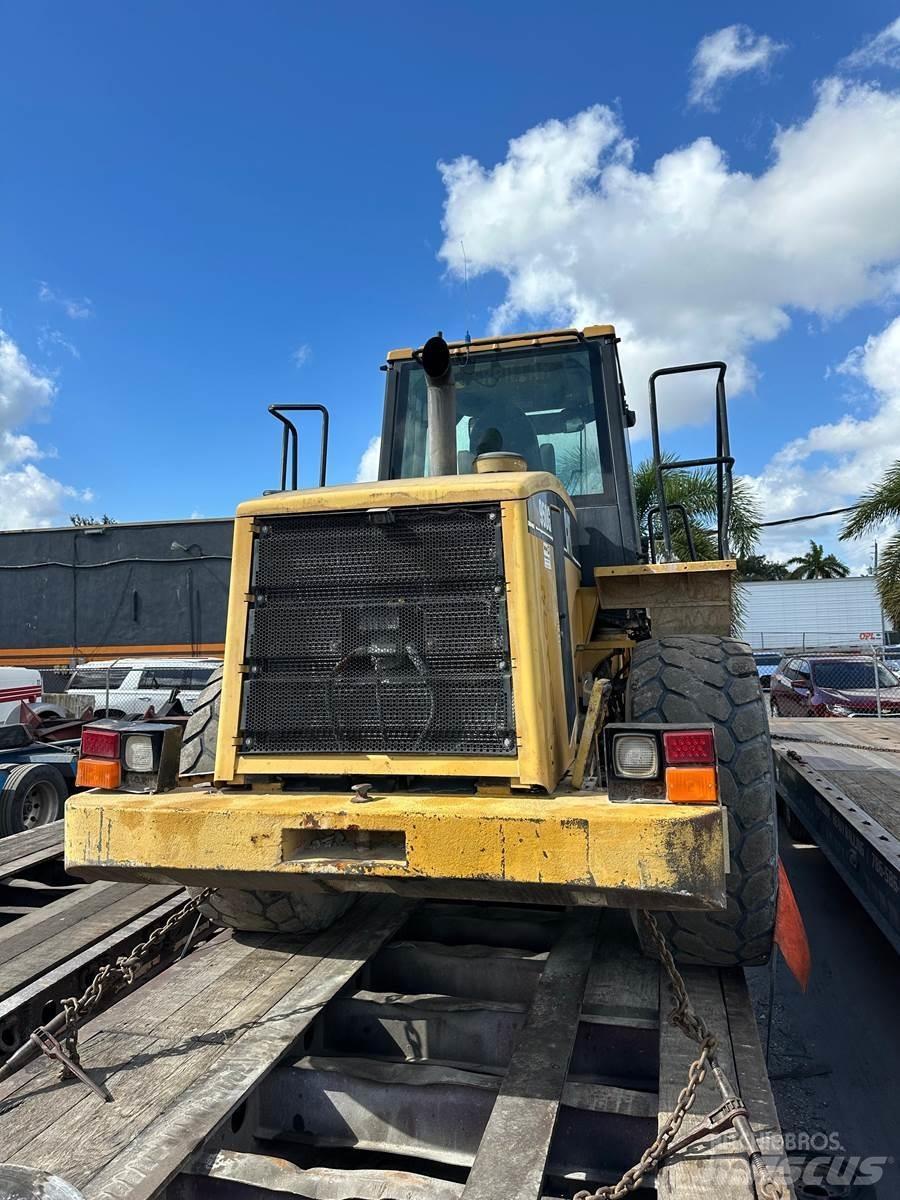 CAT 966G Kolesni nakladalci