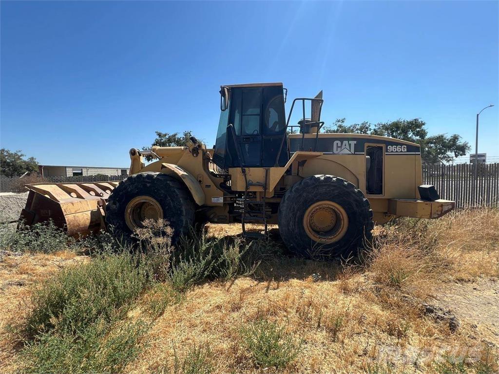 CAT 966G Kolesni nakladalci