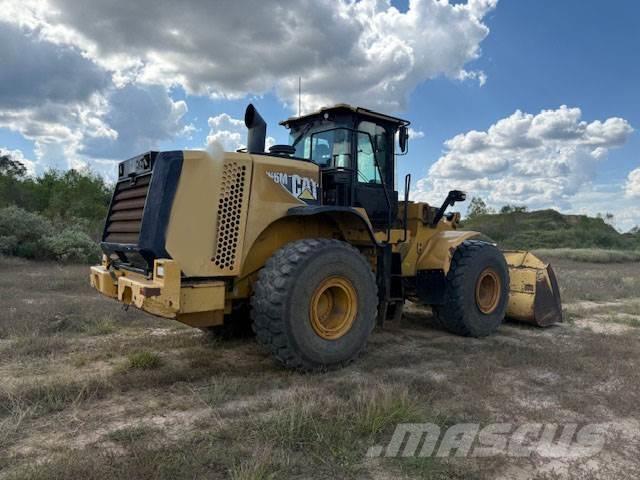 CAT 966M Kolesni nakladalci