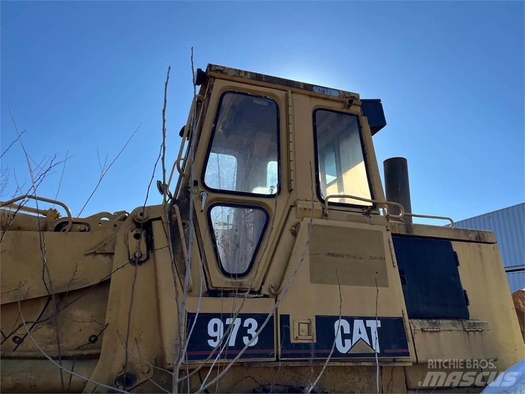 CAT 973 Nakladalci goseničarji