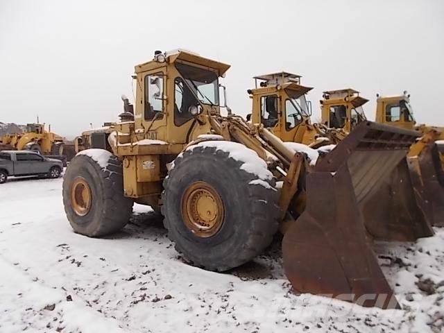 CAT 980B Kolesni nakladalci