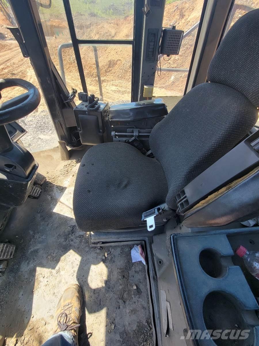 CAT 980G Kolesni nakladalci