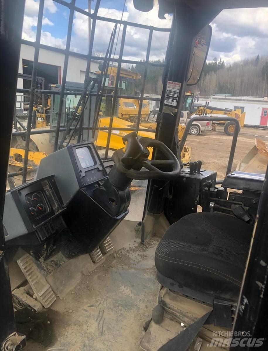 CAT 980G Buldožerji goseničarji
