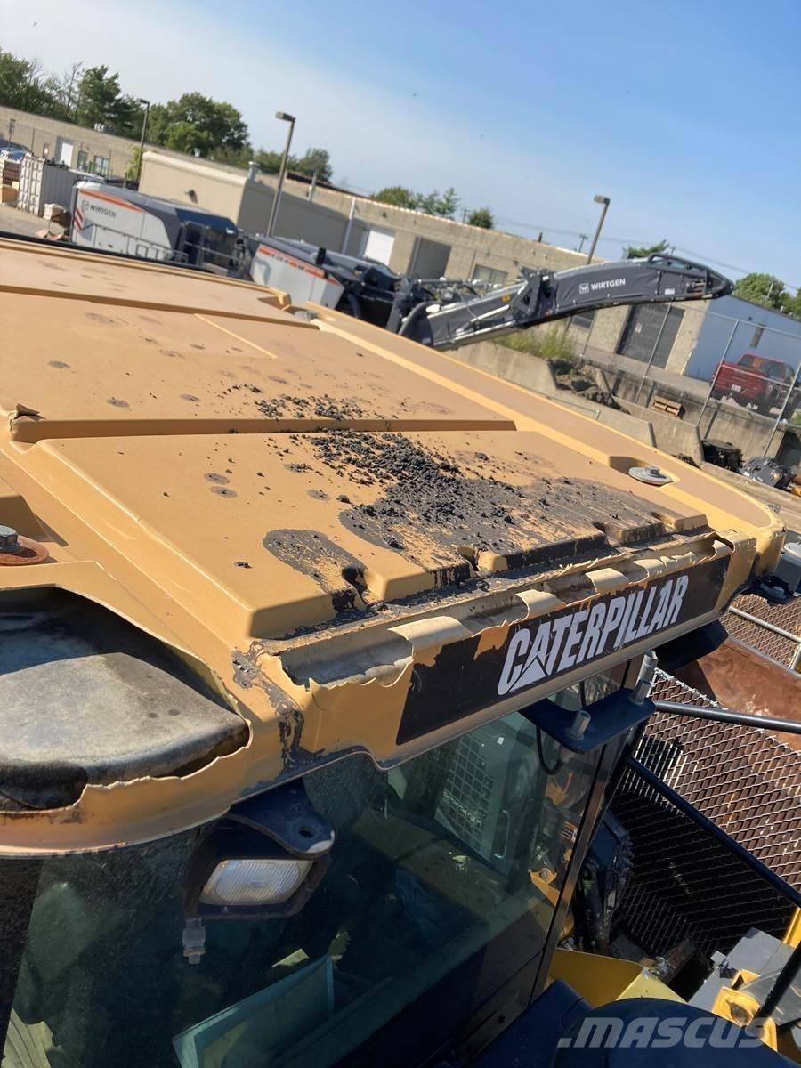 CAT 980H Kolesni nakladalci