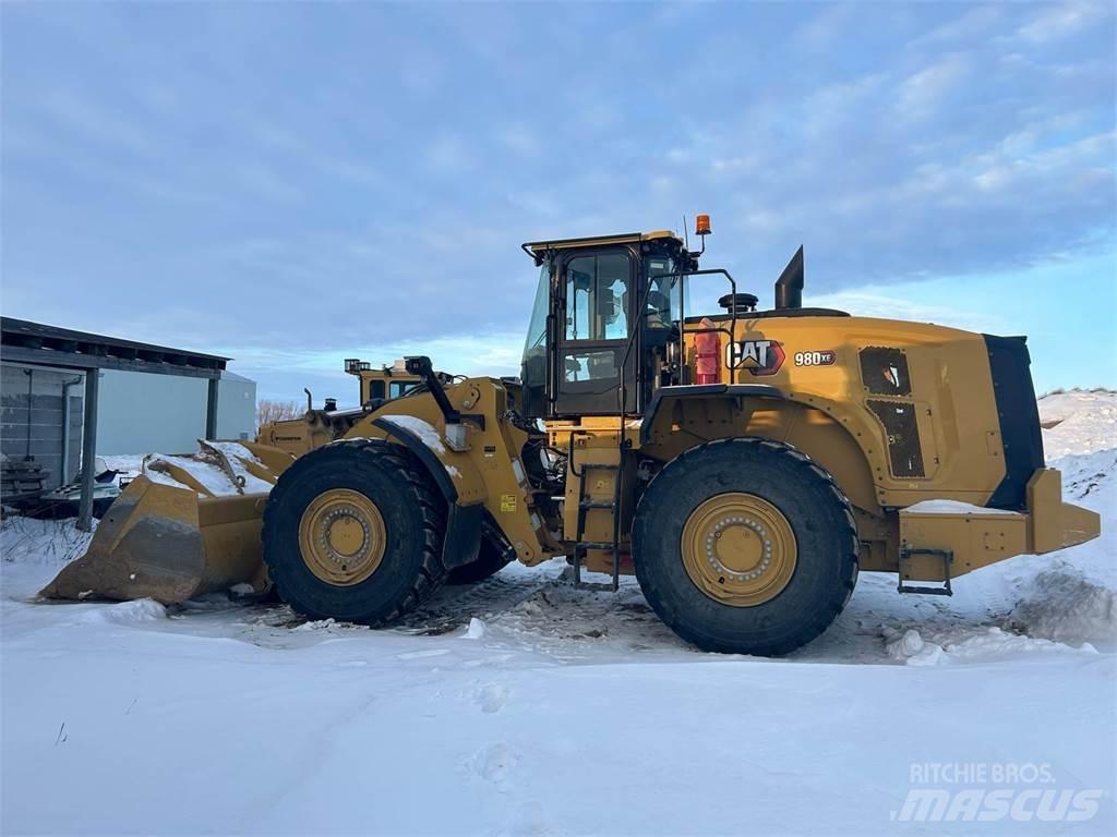 CAT 980M Kolesni nakladalci