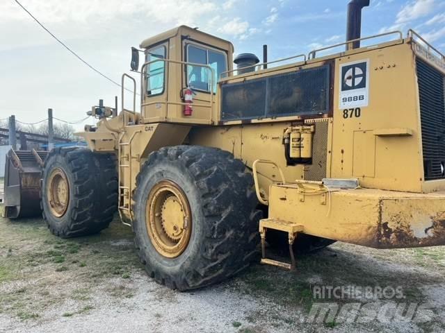 CAT 988B Kolesni nakladalci