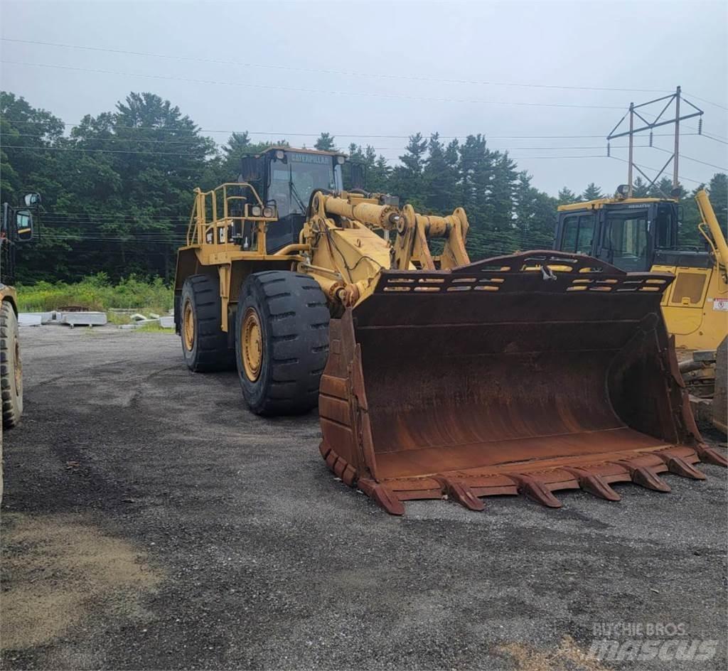 CAT 988G Kolesni nakladalci