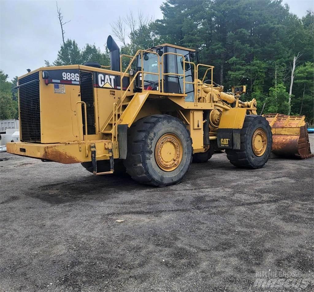 CAT 988G Kolesni nakladalci