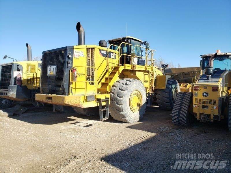 CAT 988K Kolesni nakladalci