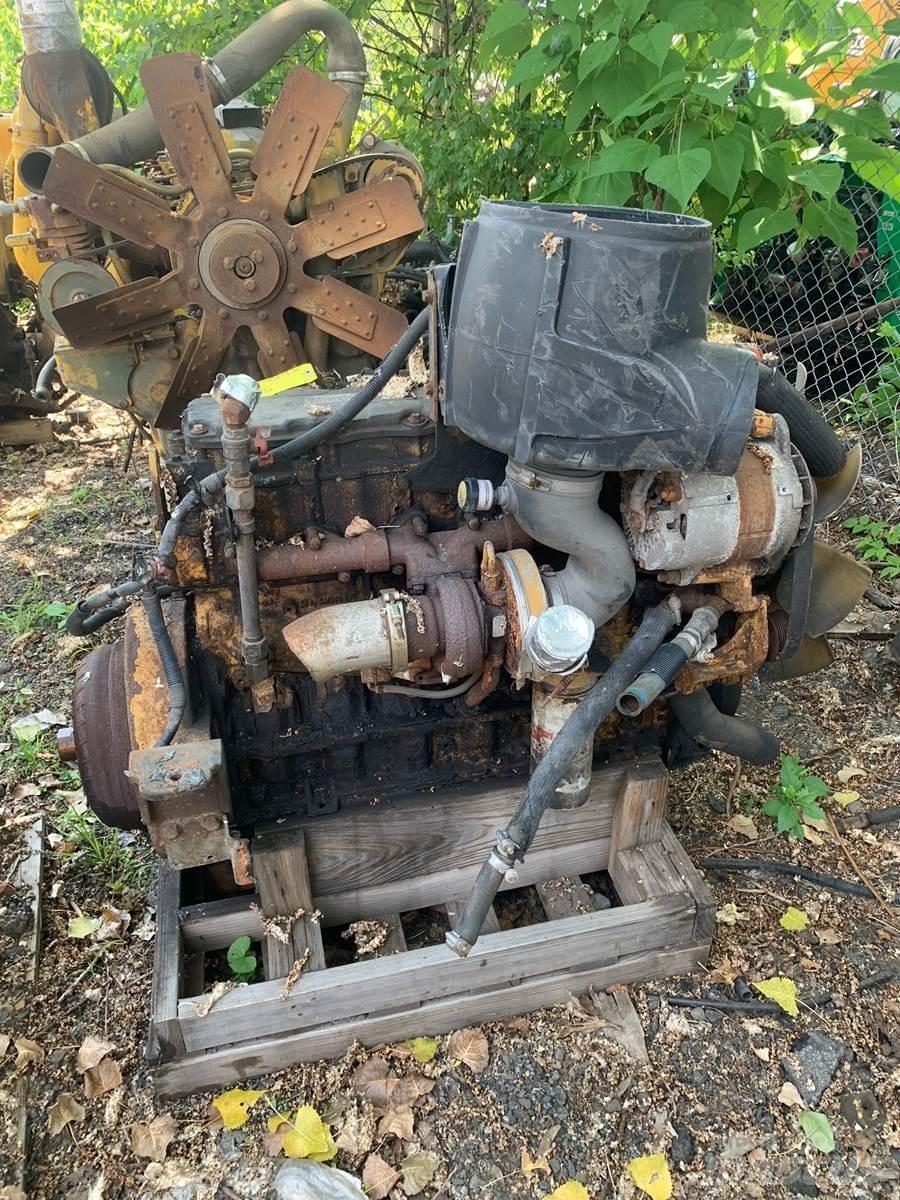 CAT C7 Motorji