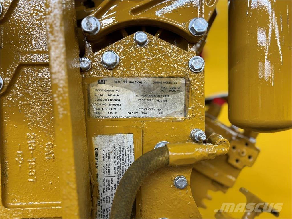 CAT C7 Motorji
