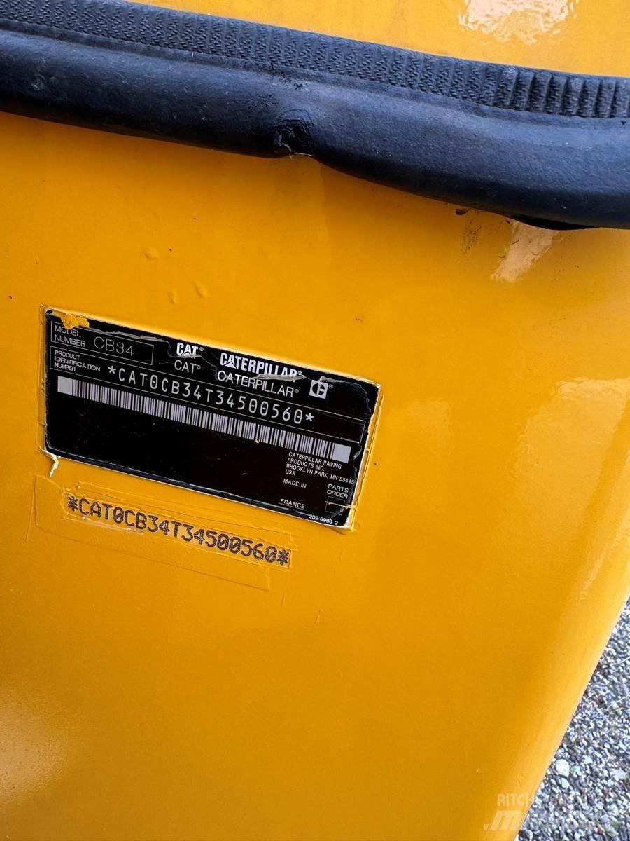 CAT CB34 Asfaltni finišerji