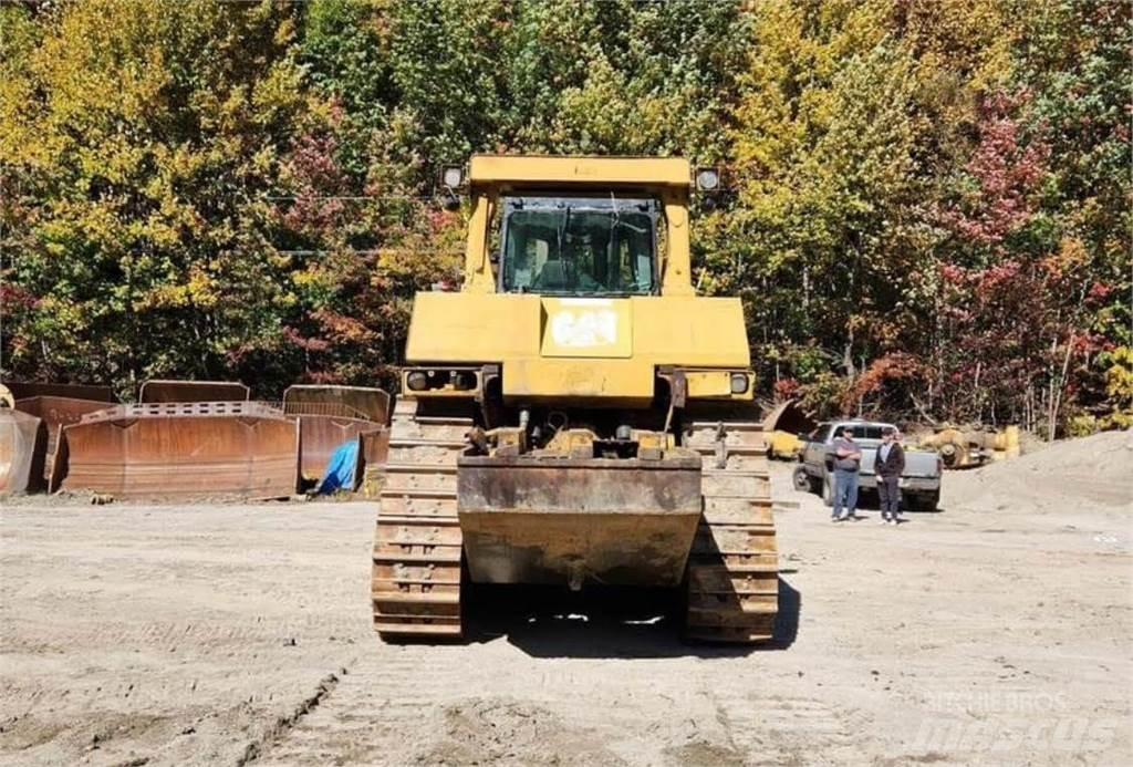 CAT D10T Buldožerji goseničarji