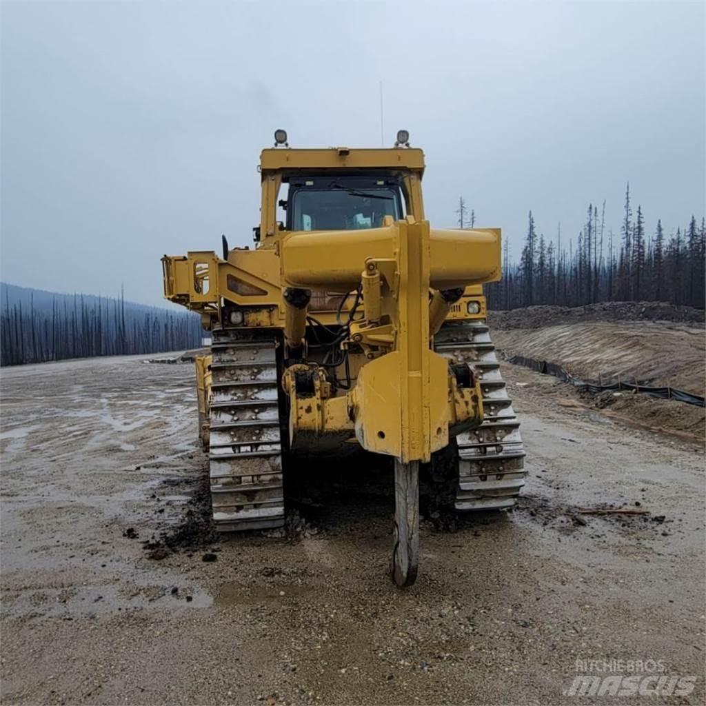 CAT D10T2 Buldožerji goseničarji