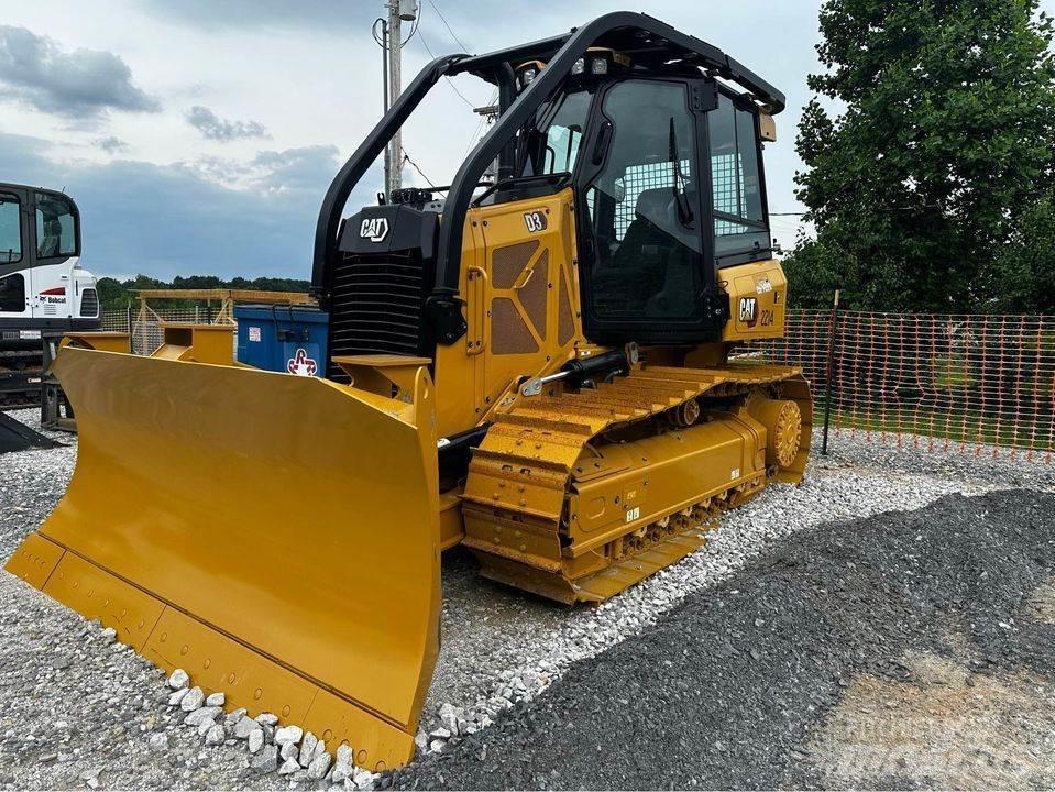 CAT D3 Buldožerji goseničarji