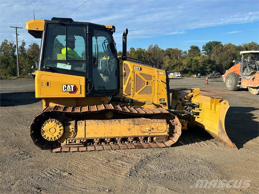 CAT D3 LGP Buldožerji goseničarji