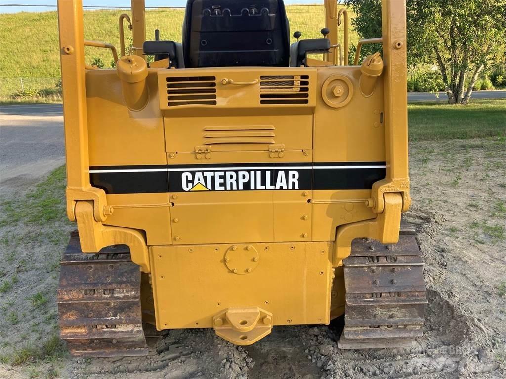 CAT D3C Buldožerji goseničarji