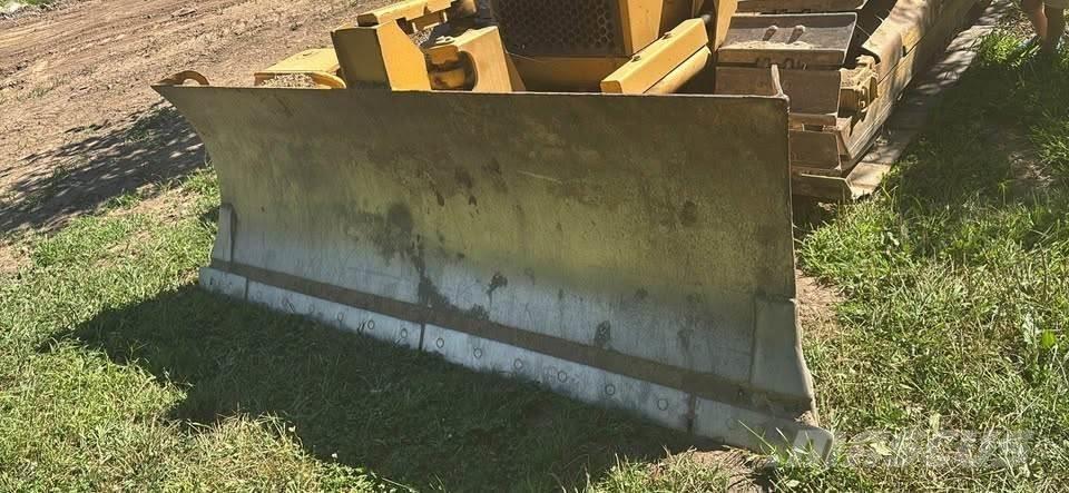 CAT D3C XL Buldožerji goseničarji