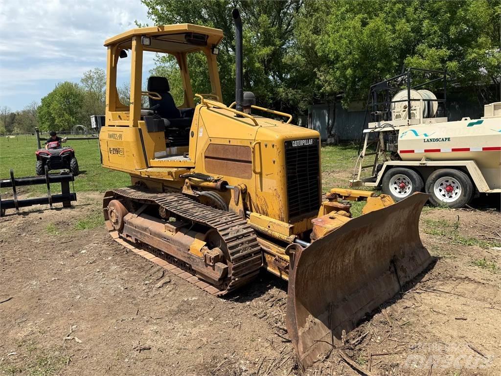CAT D3G XL Buldožerji goseničarji