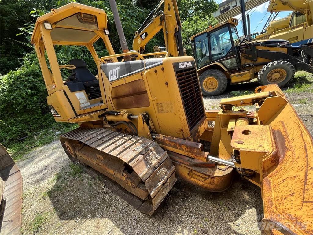CAT D3G XL Buldožerji goseničarji