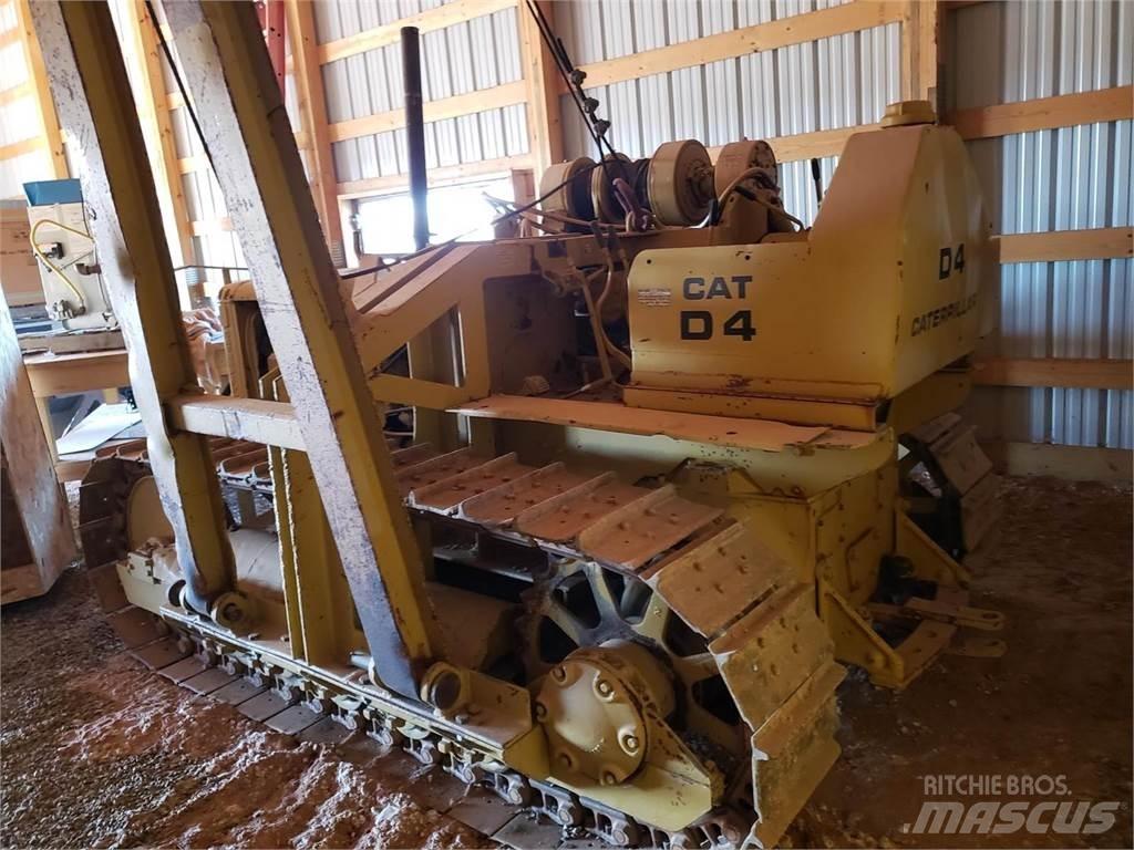 CAT D4 Buldožerji za polaganje cevi