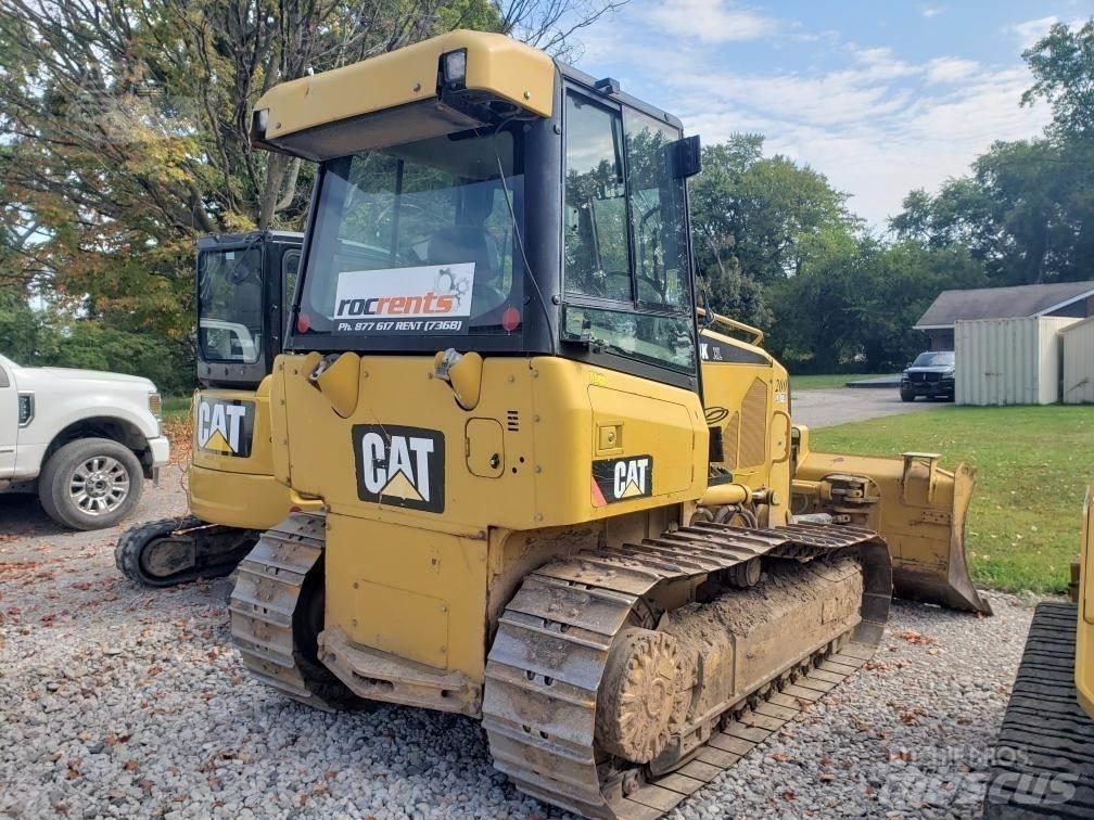 CAT D4K XL Buldožerji goseničarji