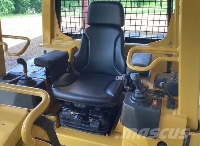 CAT D5G XL Buldožerji goseničarji