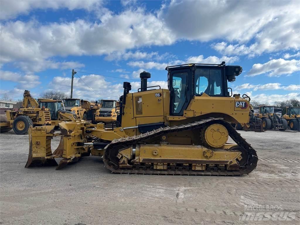 CAT D6 Buldožerji goseničarji
