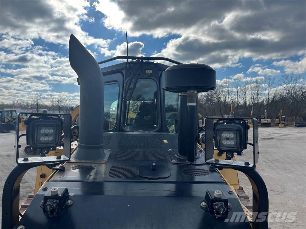 CAT D6 Buldožerji goseničarji