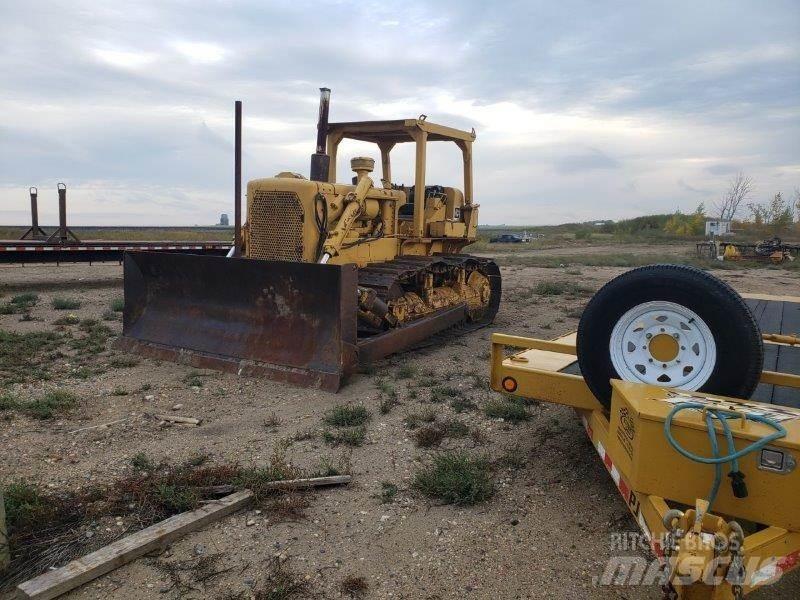 CAT D6C Buldožerji goseničarji