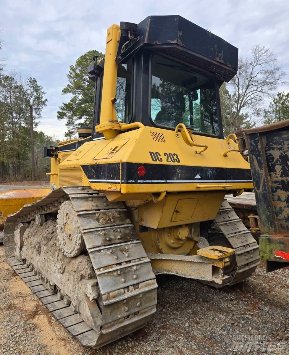 CAT D6M XL Buldožerji goseničarji