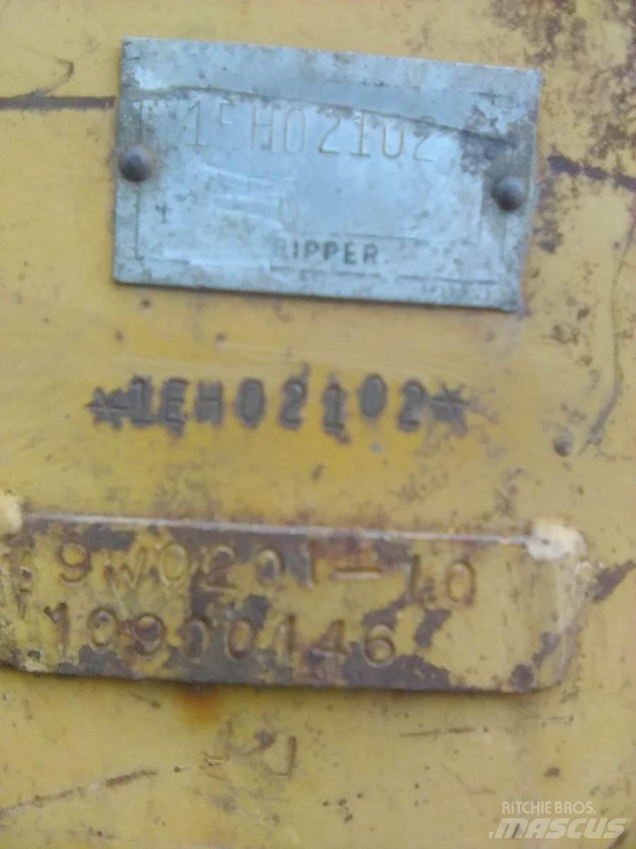 CAT D6R Rahljalniki