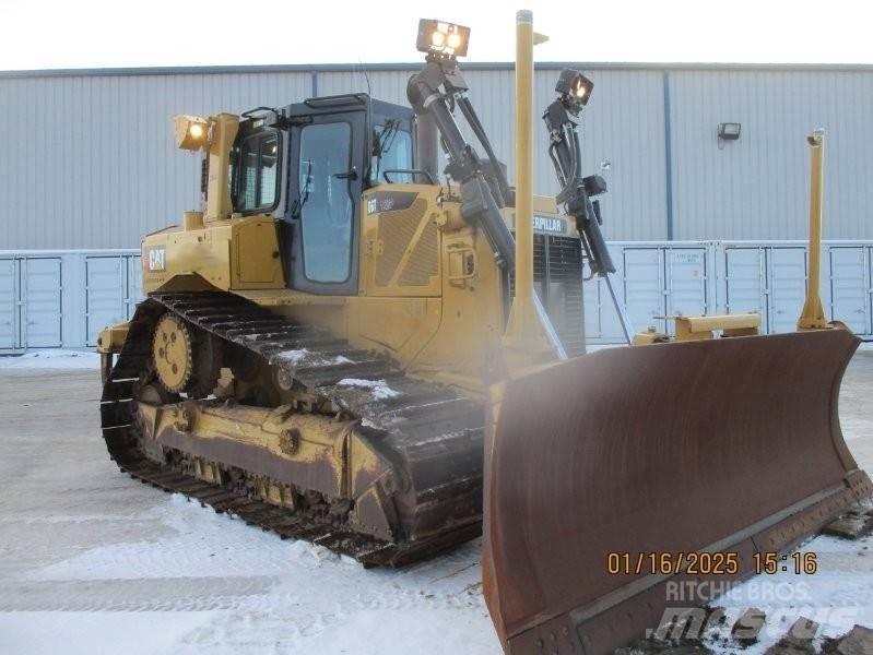 CAT D6T Buldožerji goseničarji
