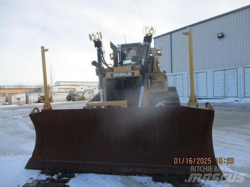 CAT D6T Buldožerji goseničarji