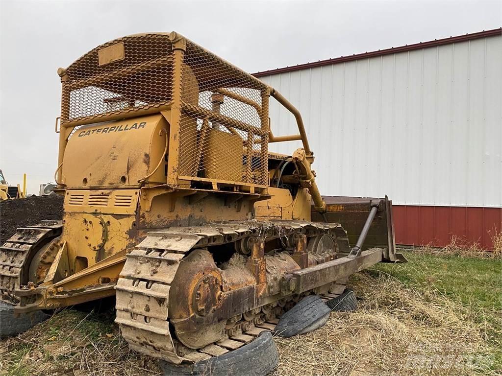 CAT D7E Buldožerji goseničarji