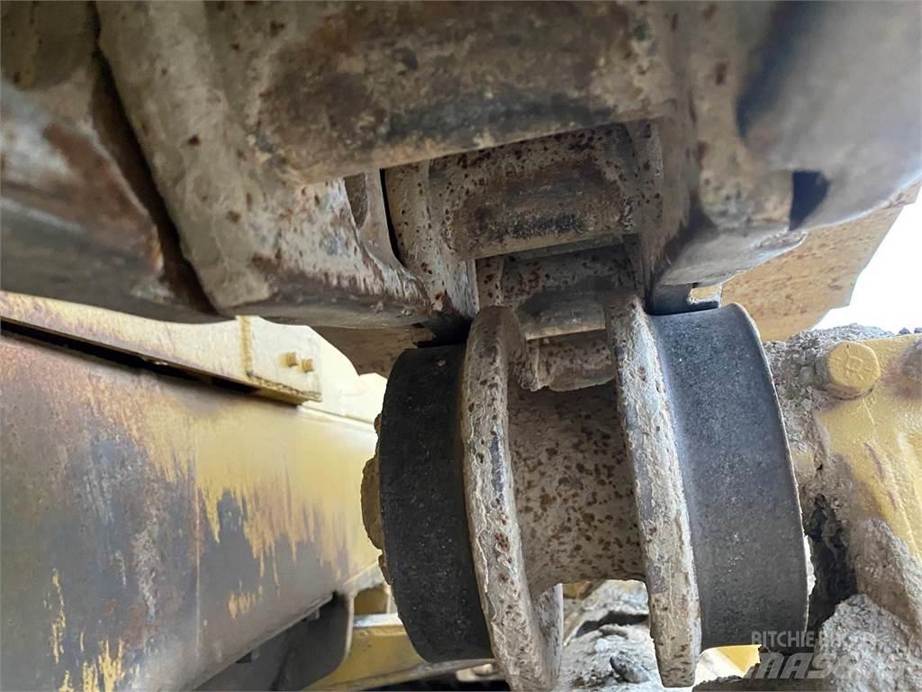 CAT D7E Buldožerji goseničarji