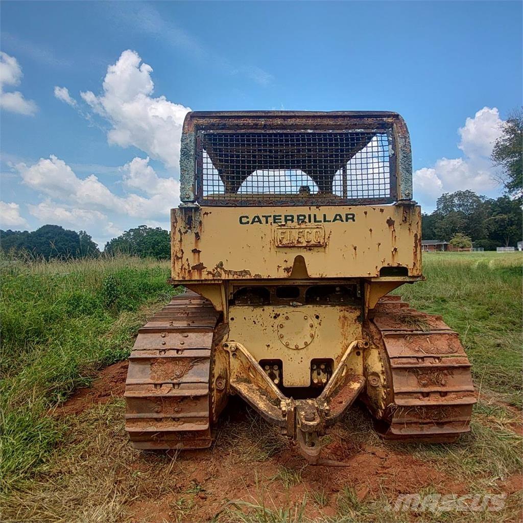 CAT D7E Buldožerji goseničarji