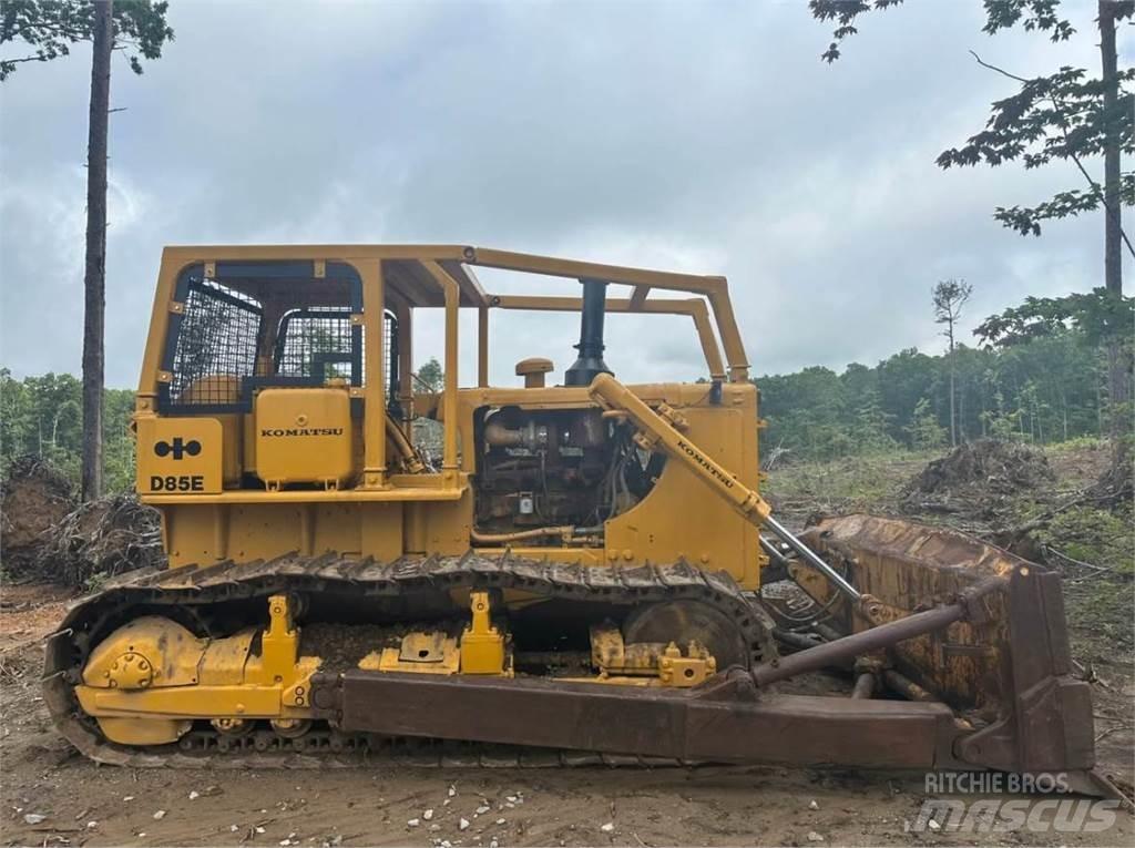 CAT D85E Buldožerji goseničarji