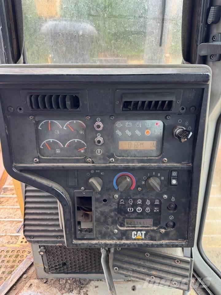 CAT D8R Buldožerji goseničarji